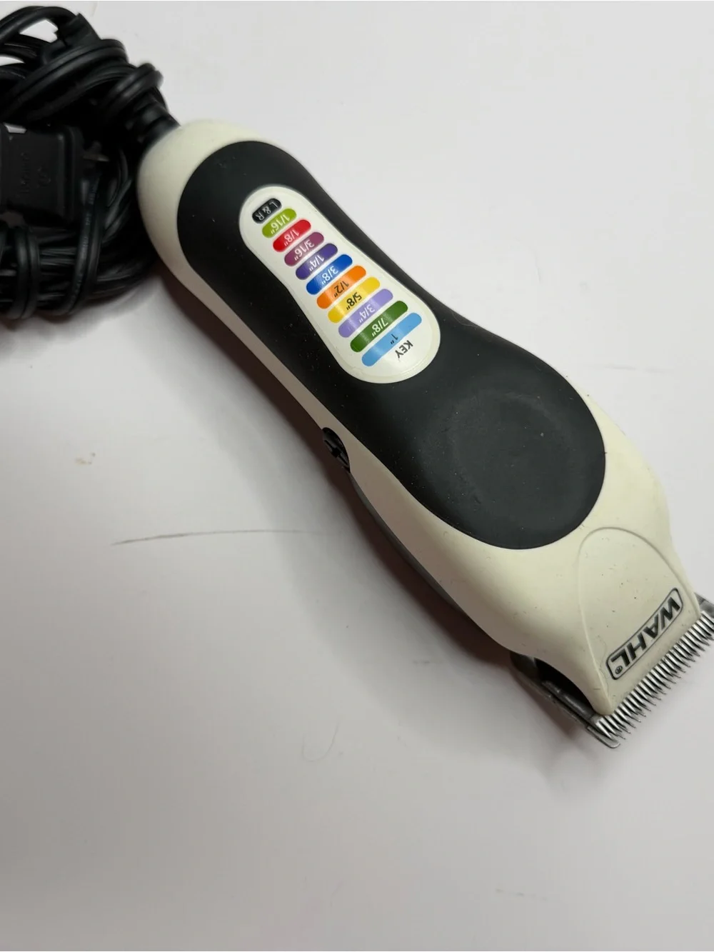 Wahl Electric Dog Clipper in White & Black